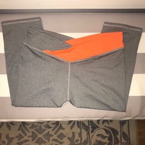 Fabletics Cropped Leggings Size:M